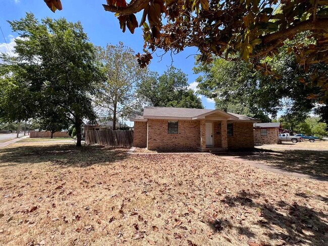 Building Photo - 4332 Faith Rd