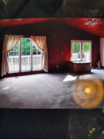 Building Photo - 18 Buckwood Rd