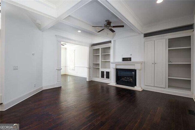 Building Photo - 1106 Devine Cir NE