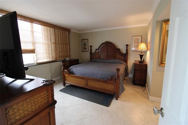 Building Photo - 750 N Ocean Blvd