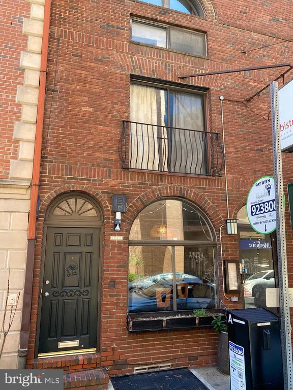 Building Photo - 1824 South St