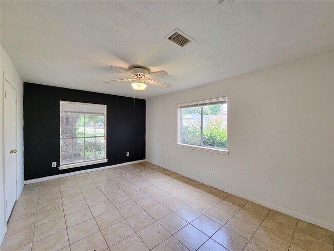 Building Photo - 22918 Pine Mist Ln