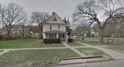 Building Photo - 1245 SW Clay St