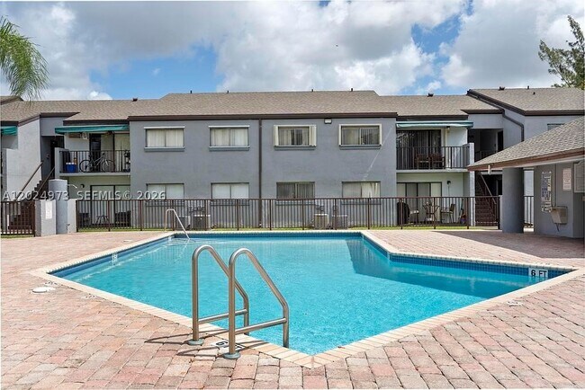 Building Photo - 7403 SW 152nd Ave