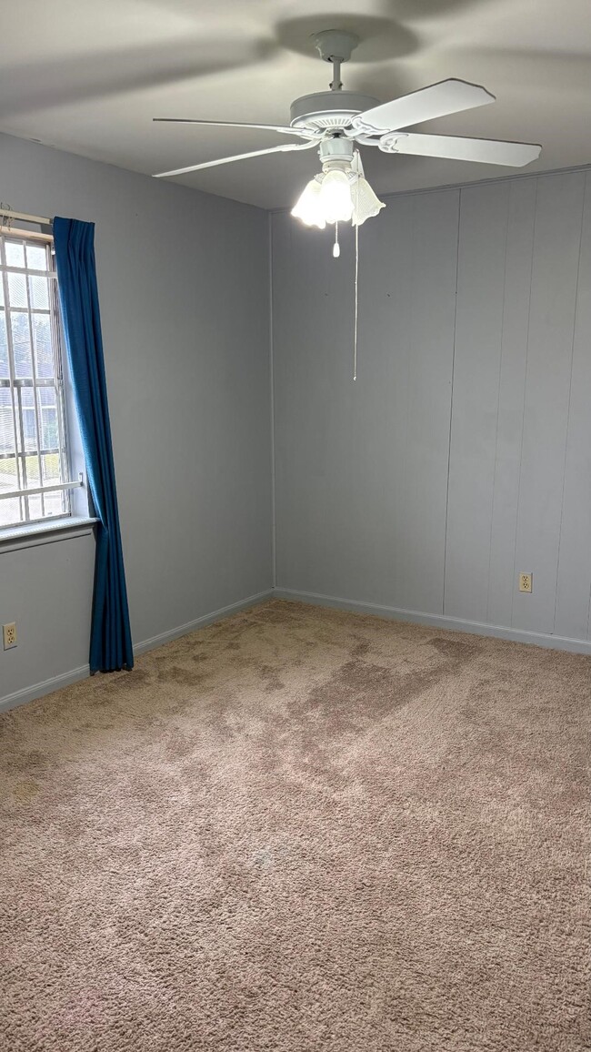 Building Photo - 8838 Stroud Dr