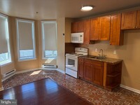Building Photo - 1547 N 54th St