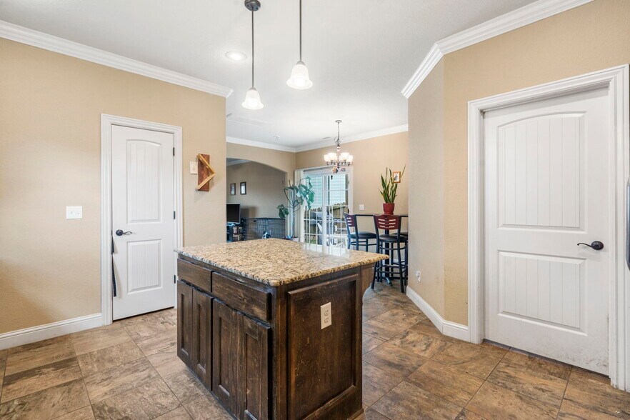 Building Photo - 4263 West Marlowe Lane