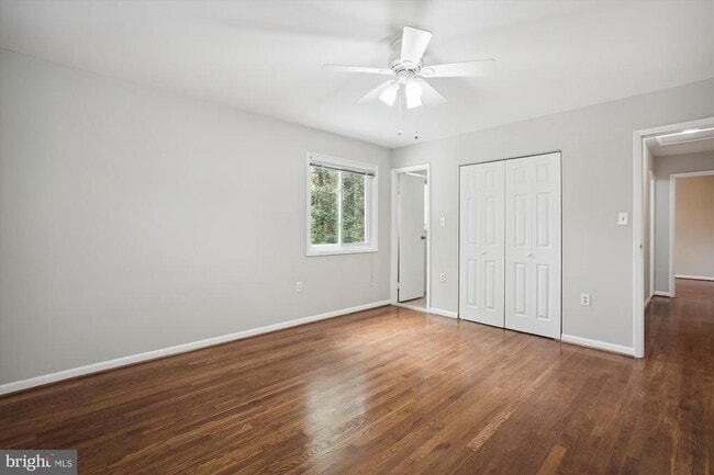 Building Photo - 8501 Canterbury Dr
