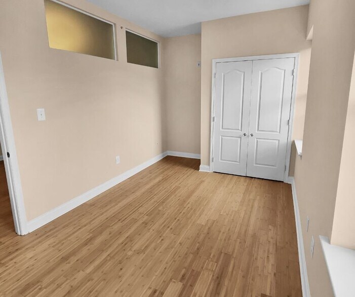 Building Photo - 3832 Baring St