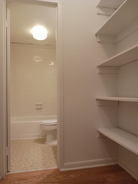 Building Photo - 1260 21st St NW