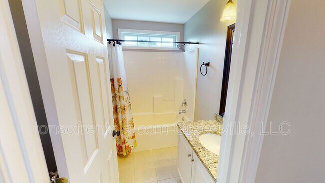 Building Photo - 210 Grimes Dr