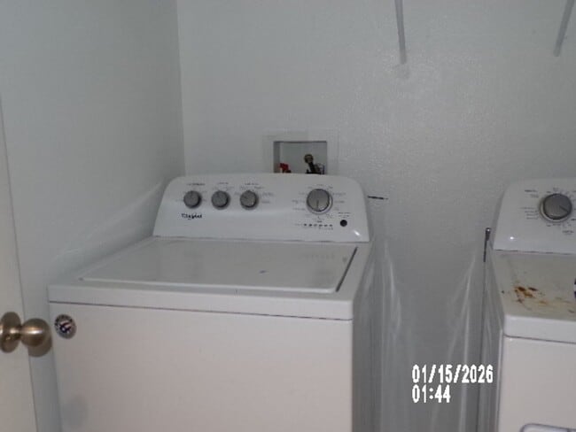 Building Photo - Riviera Bella - River Community Welcome to your new home!  CALL Sheila 407-687-7900