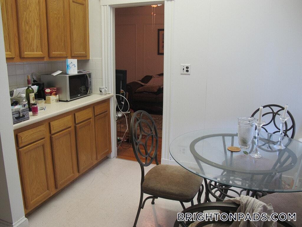 Building Photo - 70 Chiswick Rd