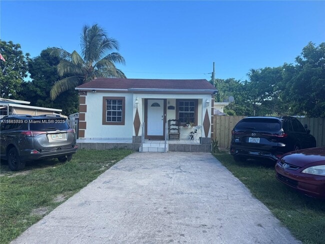 Building Photo - 1178 NW 105th Terrace