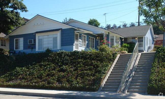 Primary Photo - 3614 Valihi Way