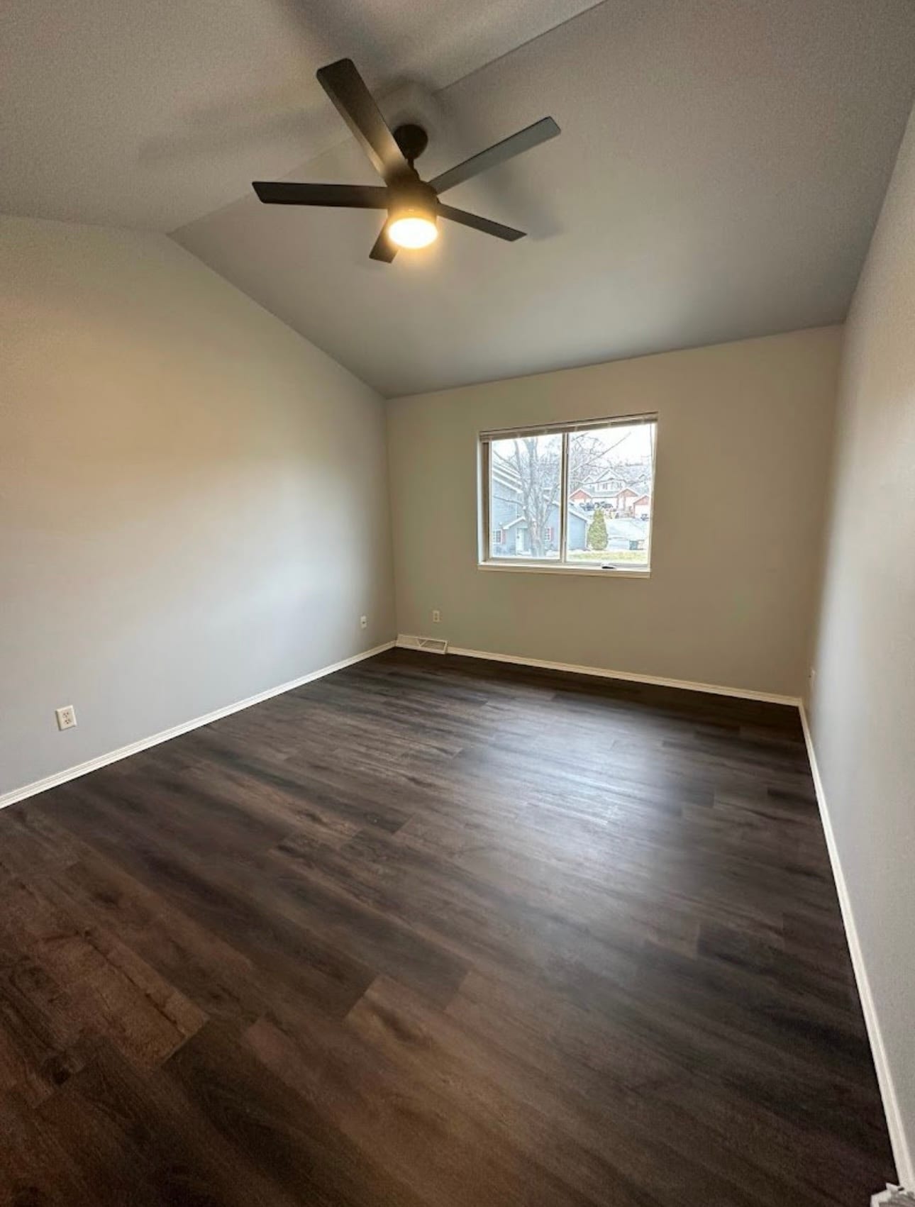 Master bedroom - 1507 Glacier Hill Dr