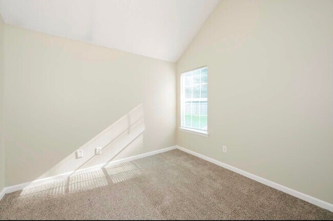 Building Photo - 2376 Mt Airy Rd