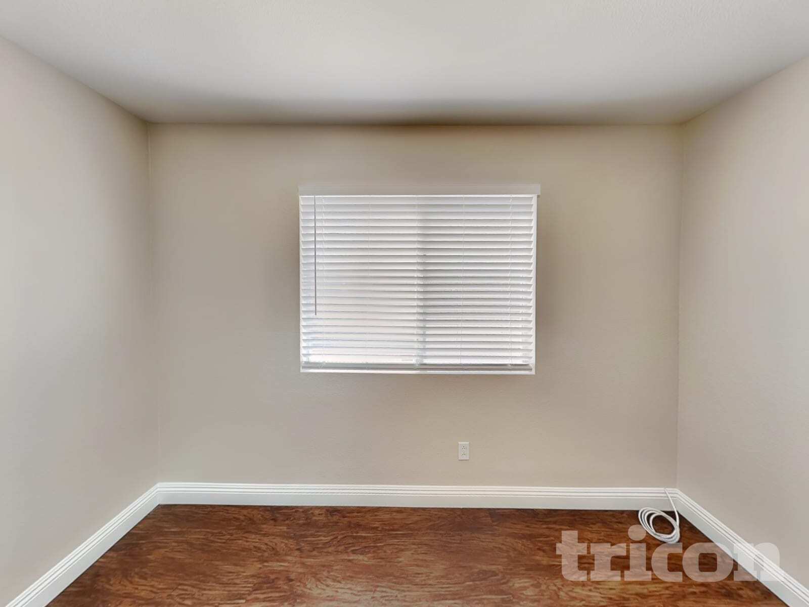 Building Photo - 710 Wolf Lake Ave