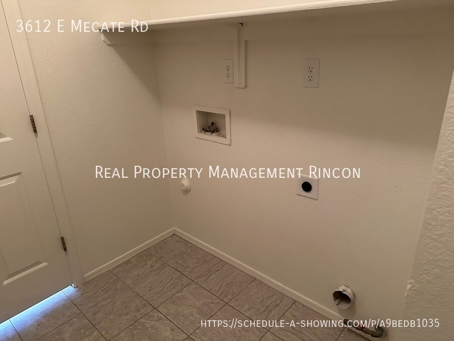 Building Photo - 3612 E Mecate Rd