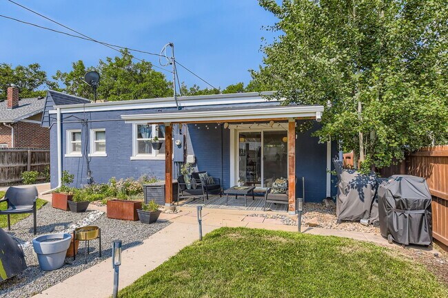 Building Photo - Charming 4-Bedroom Denver Home in West Hig...