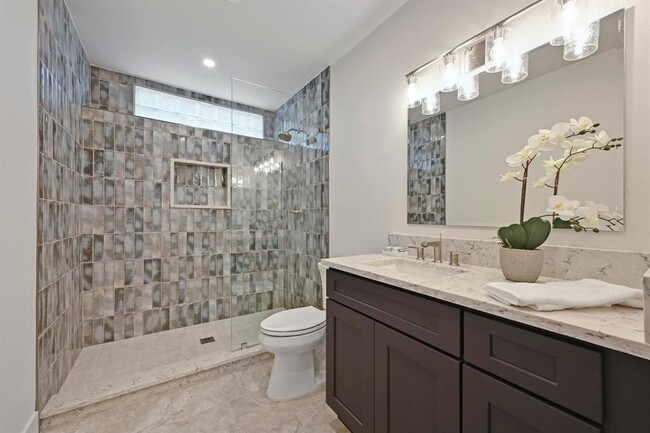 Building Photo - 4207 Canyonside Trail