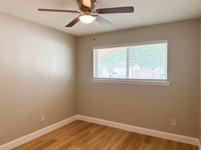 Building Photo - 701 Tanglewood Dr
