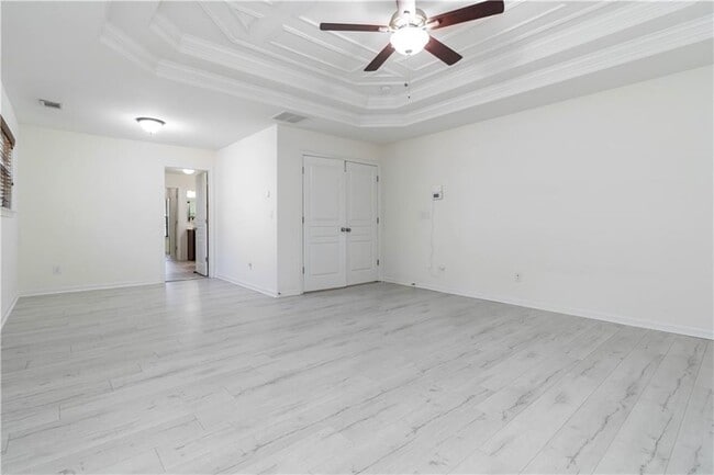Building Photo - 6940 Rocking Horse Ln