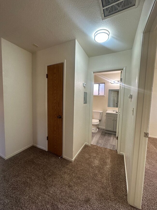 Building Photo - Gated community - Water, Garbage & Sewer I...