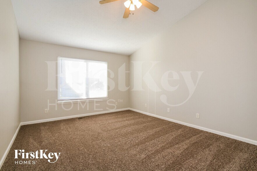 Building Photo - 15865 River Birch Rd