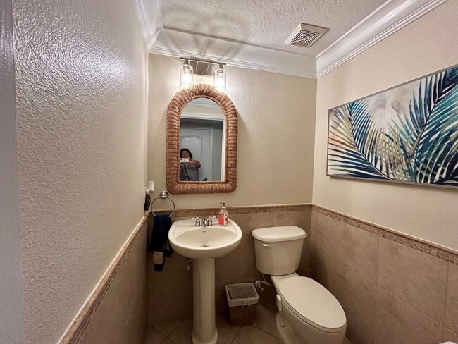 Building Photo - 328 Nautica Mile Dr