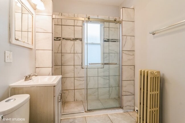 Building Photo - 5131 W Henderson St