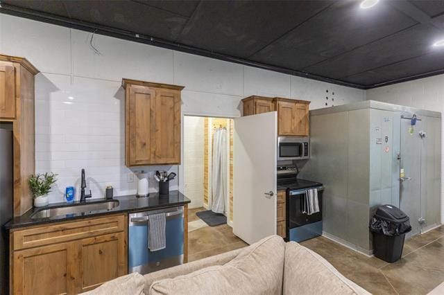 Building Photo - 381 FM707