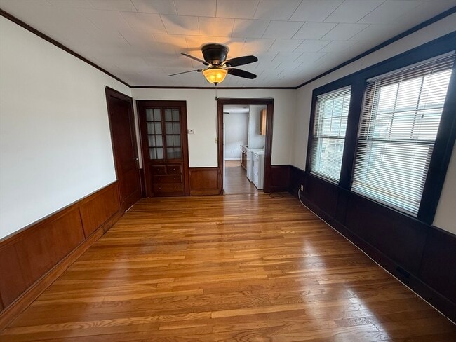 Building Photo - 66 Brock St