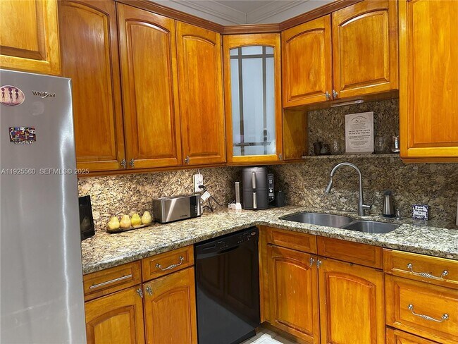 Building Photo - 55 Ocean Ln Dr