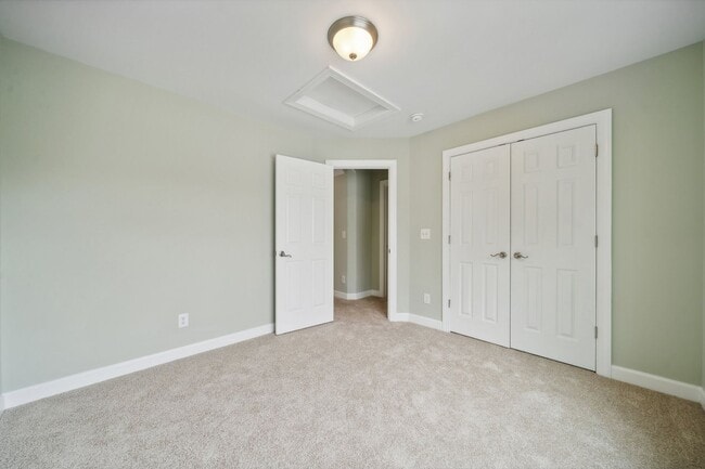 Building Photo - Welcome to Windmill Meadows!