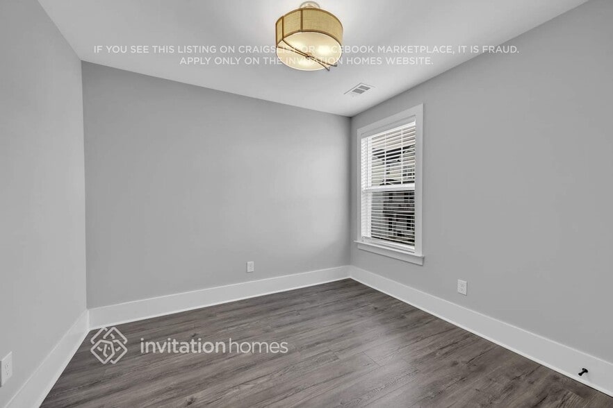 Building Photo - 1206 49th Ave N