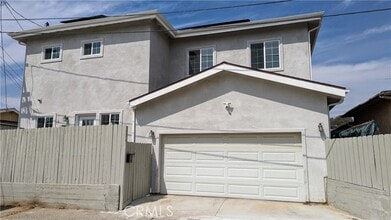 Building Photo - 1826 Front St