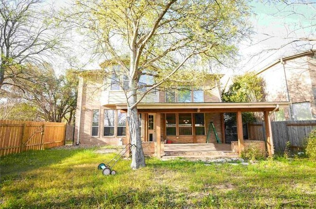 Building Photo - 11608 Spicewood Pkwy