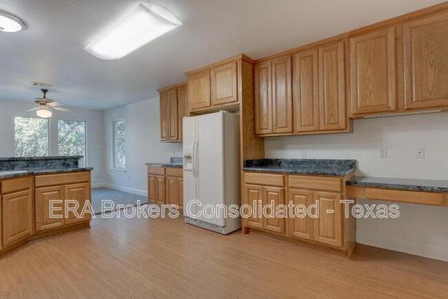 Building Photo - 994 Windmill Ranch Rd