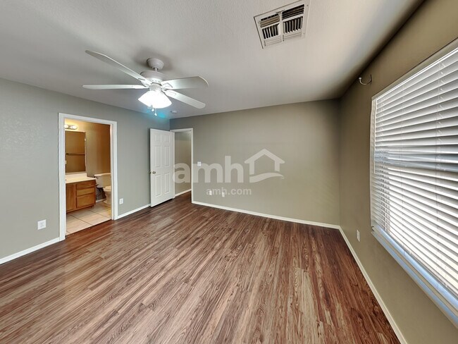 Building Photo - 11231 E Elena Ave