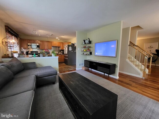 Building Photo - 80 Granite Ln