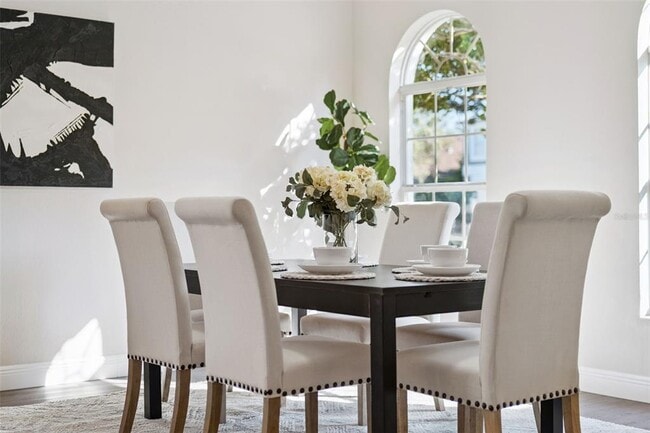 Building Photo - 1209 Cathcart Cir