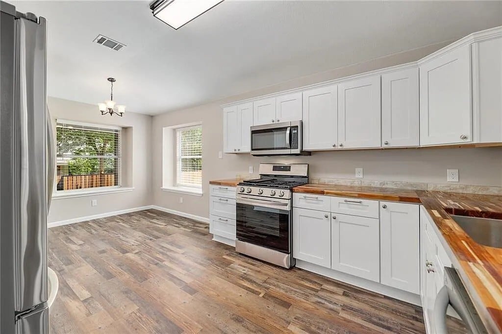 Kitchen/Dining Room - 2710 Greenlee Dr