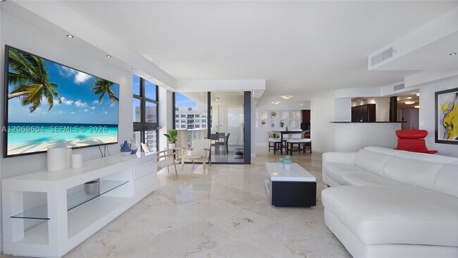 Building Photo - 5757 Collins Ave