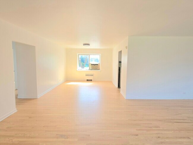 Building Photo - 1100 N Harlem Ave