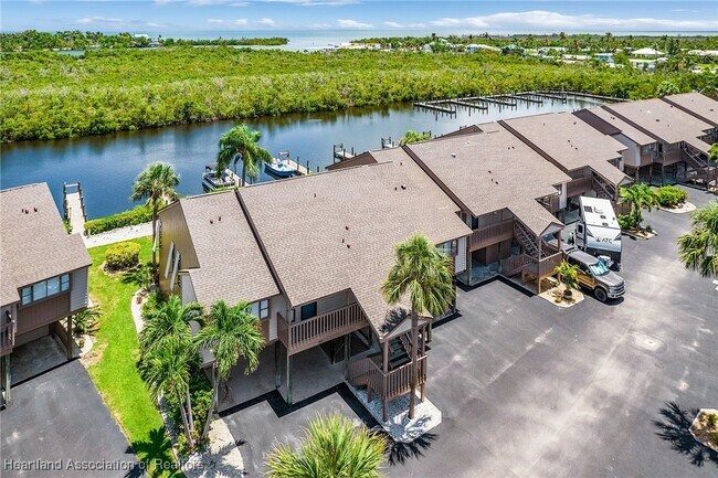 Building Photo - 7596 Captains Harbor Dr