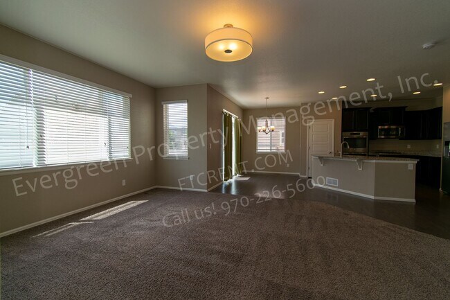 Building Photo - Absolutely Gorgeous 4-Bed Single Family Home in Copper Ridge!