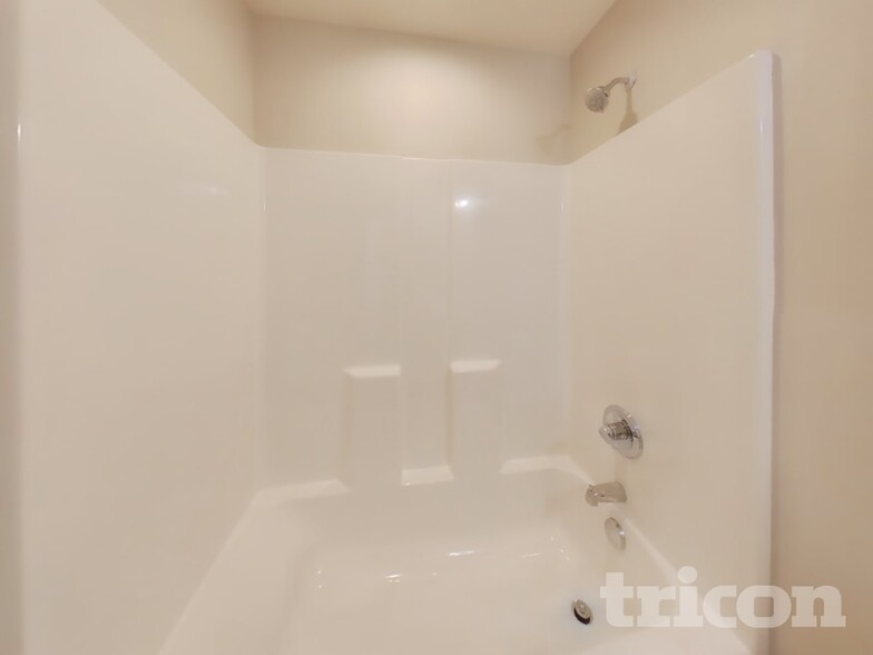 Building Photo - 634 Ridgeville Crossing Dr