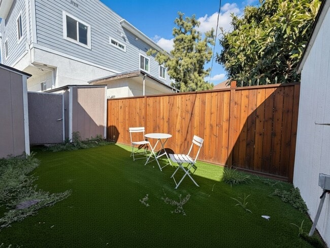 Building Photo - 1109 Exposition Blvd