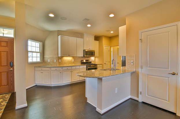 Building Photo - 12908 White Pine Way